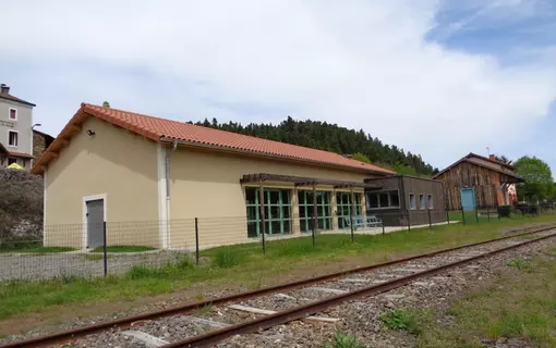 salle multi-activit&eacute;s - Ext&eacute;rieur et des abords